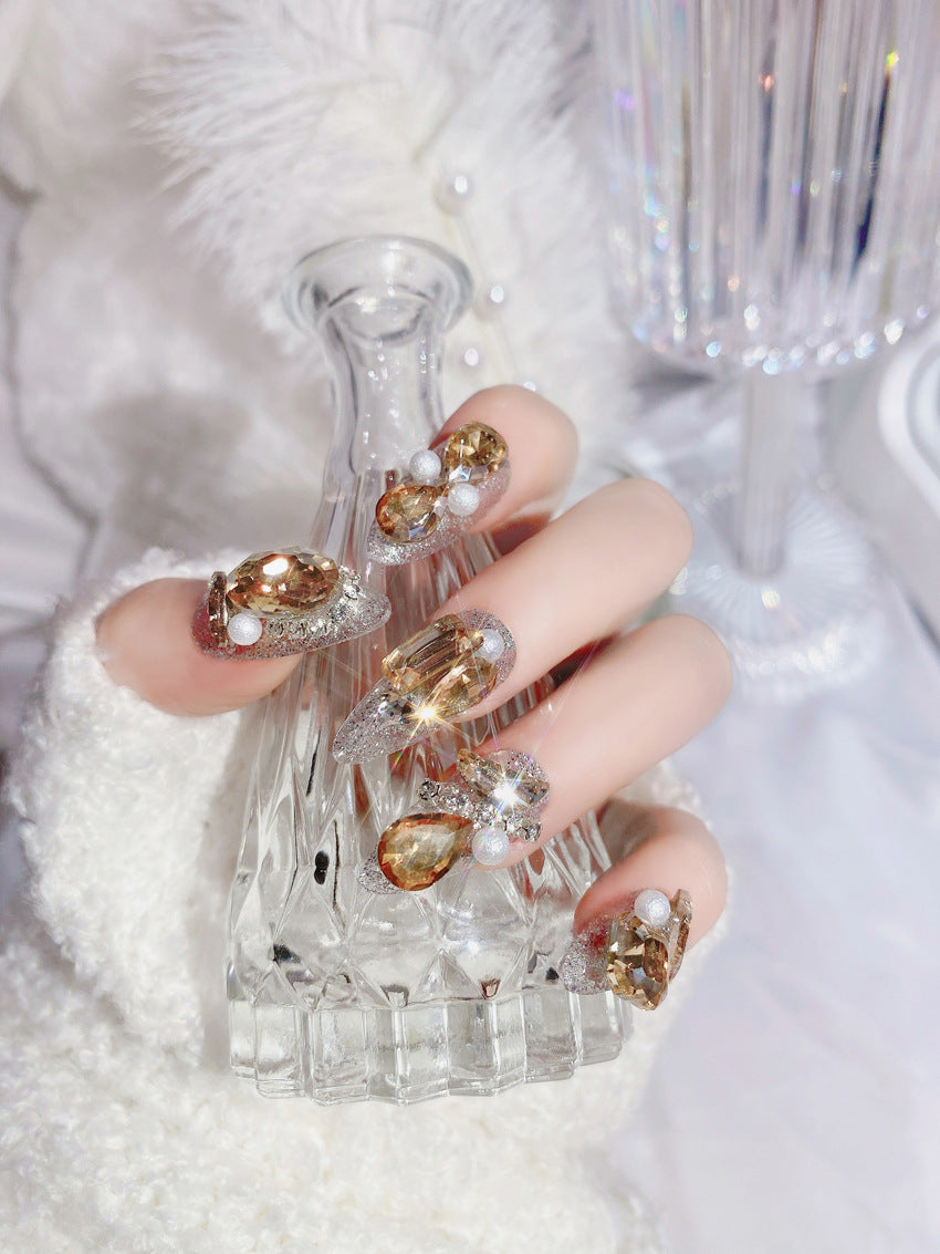 ﻿Radiant Elegance: Box Set of Sparkling Gem Fake Nails