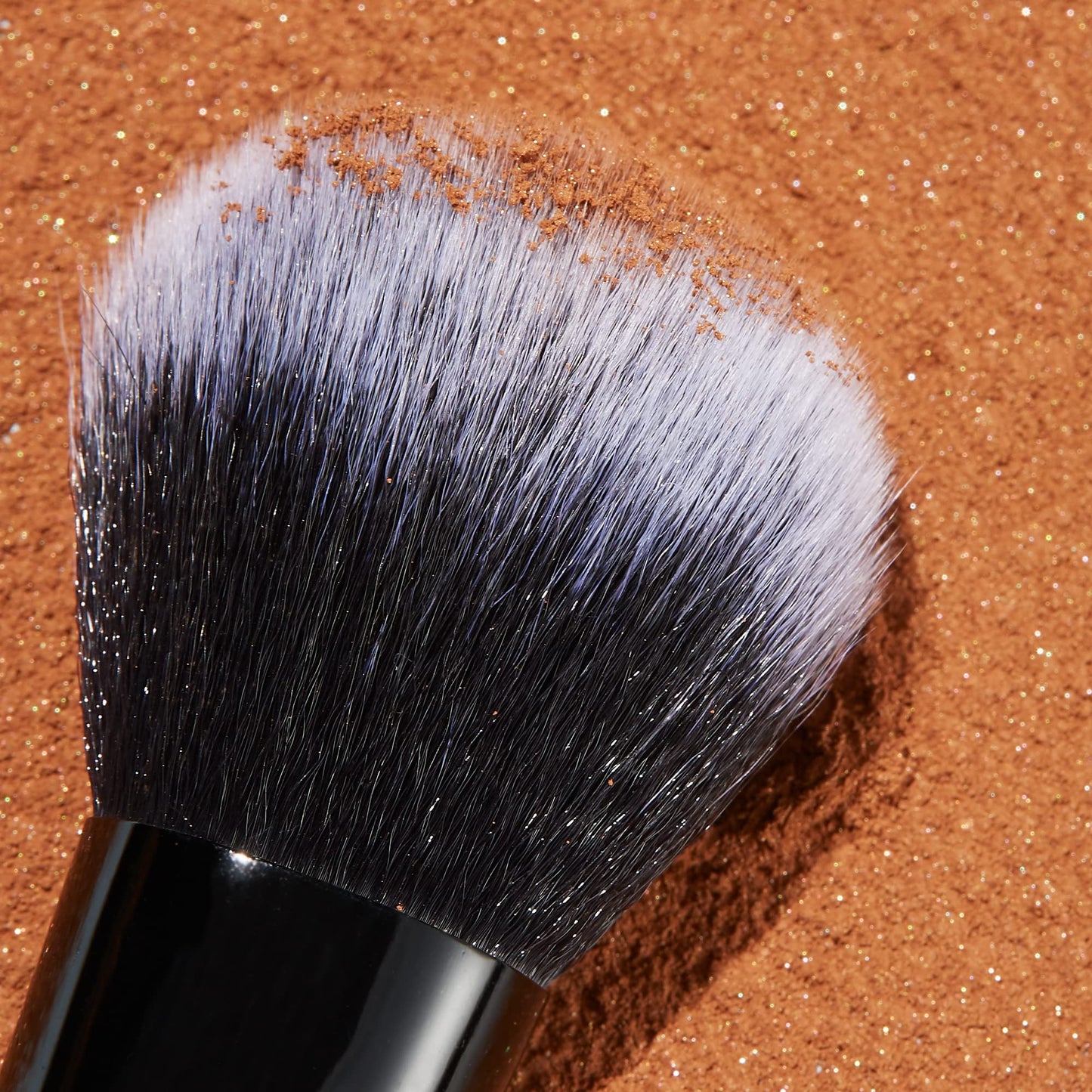 e.l.f  Cosmetics Flawless Face Brush