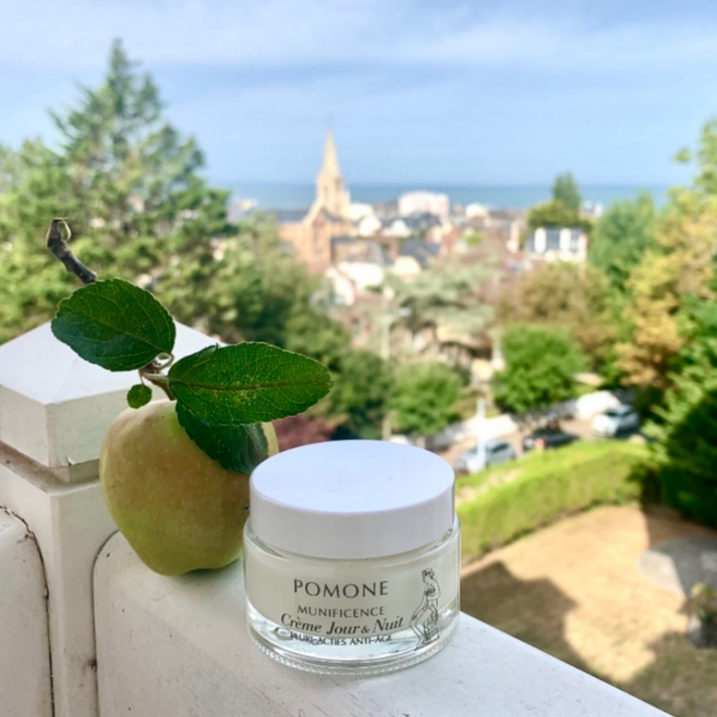 DAY & NIGHT CREAM - Apple anti-aging pluri-actives