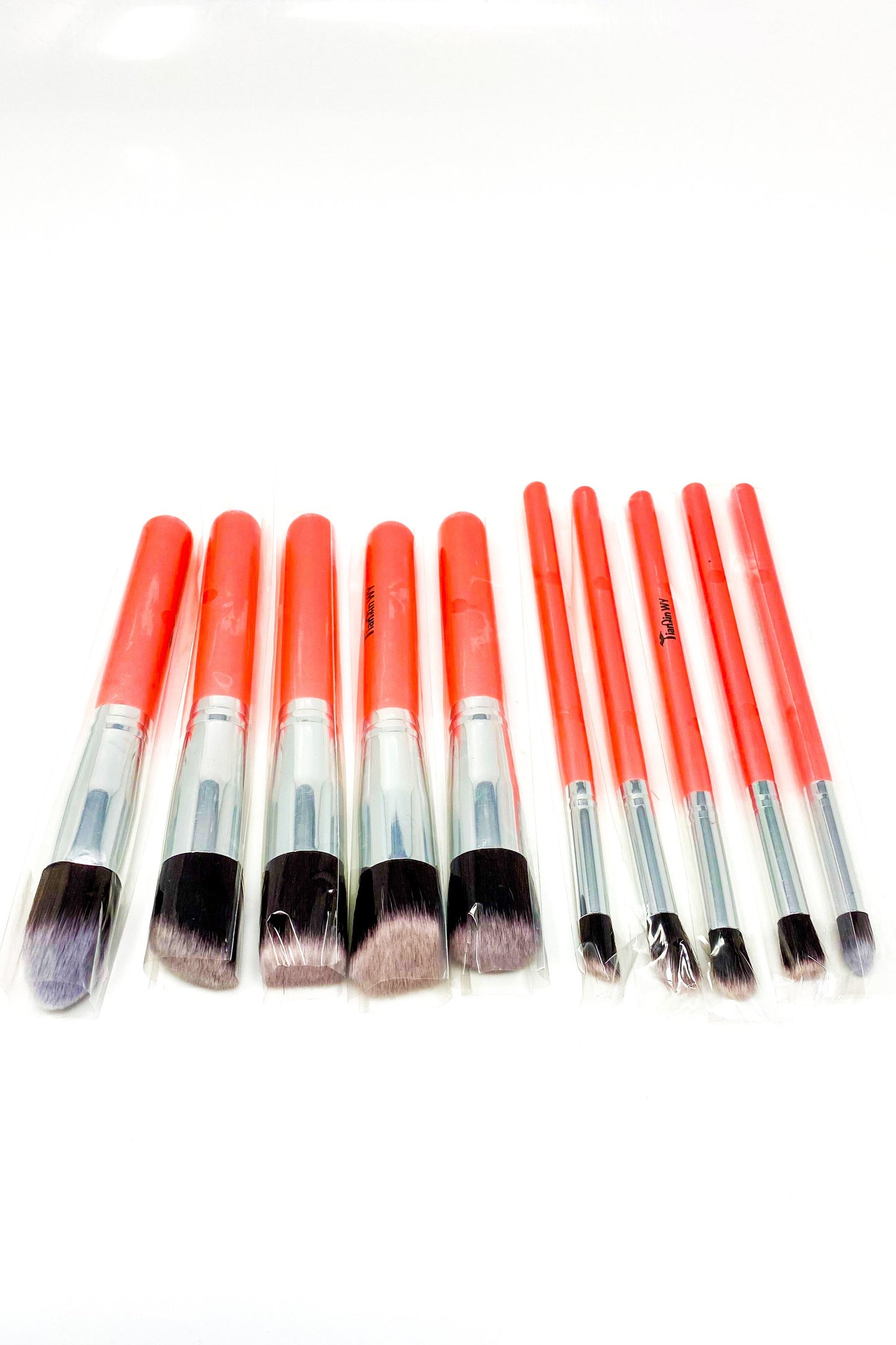 Makeup - Everything Beat 8 - 10 Piece Makeup Brush Set