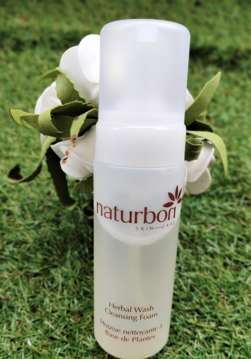 Naturbon Pure Herbal Foaming Face Wash