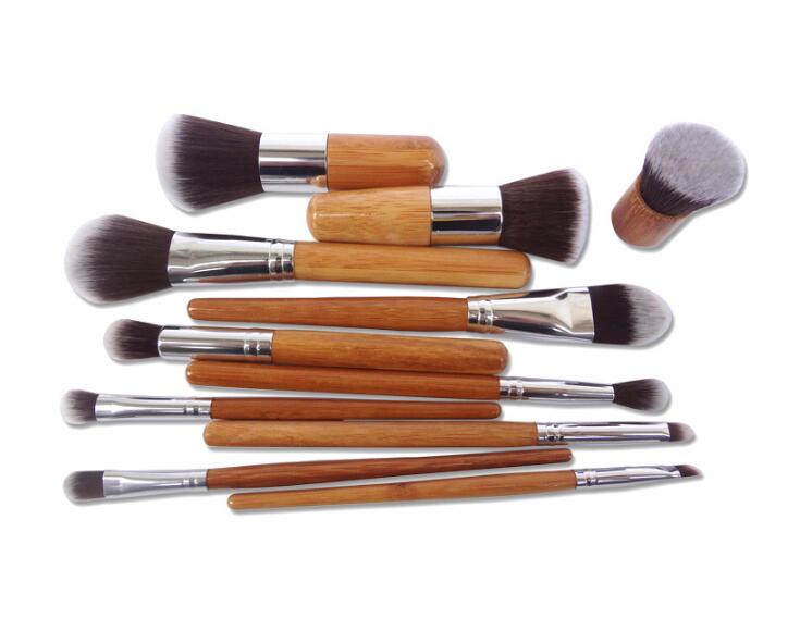 Bamboo Handle Makeup Brushes Set with Bag Professional Cosmetics Brush