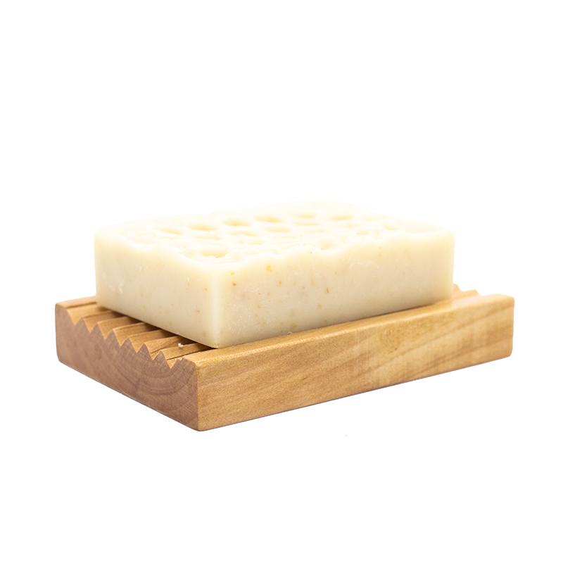 'Bee in your bonnet' Organic Soap 90g - Oats & Honey